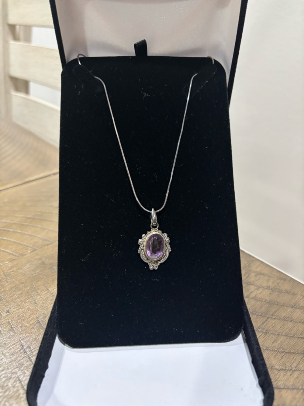 Silver Amethyst Pendant Necklace - Elegant Purple Gem